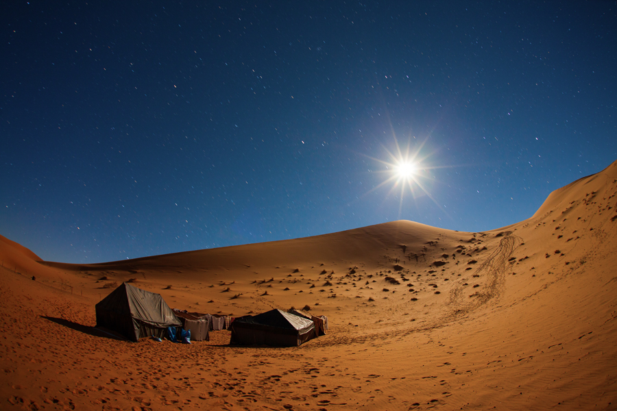 45 - Desertul Sahara noaptea (Maroc)